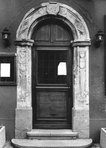 Détail de la porte.