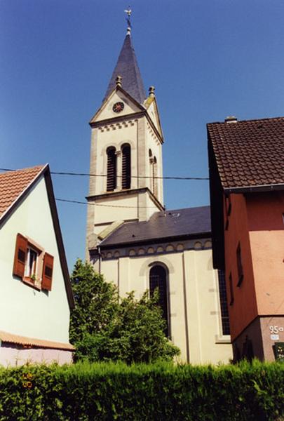 Elévation latérale de la nef et du clocher.