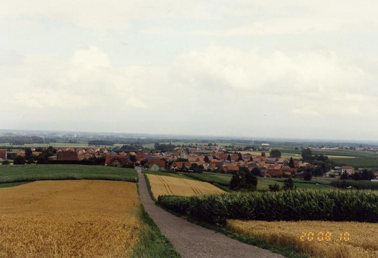 Le village vu depuis l'ouest.