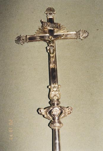 Croix de procession 2 : Christ en croix, 1ère moitié du 19e siècle (?).