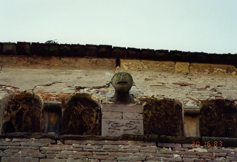 Tour, face nord, niveau supérieur.