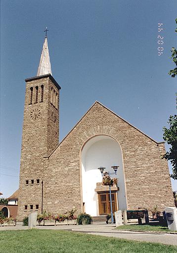 Vue de la façade ouest.