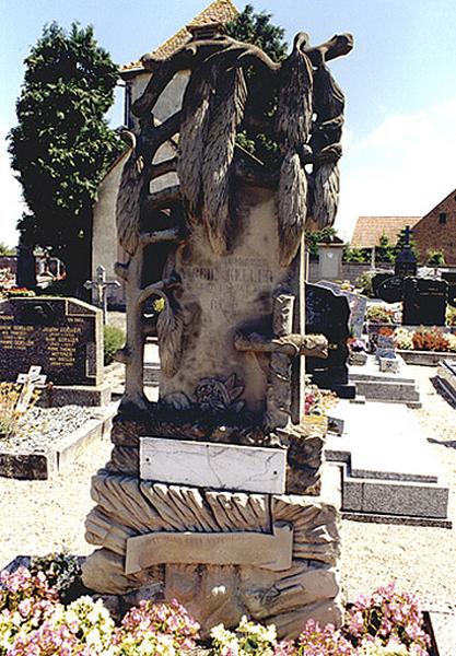 Vue d'ensemble du monument funéraire No 3.