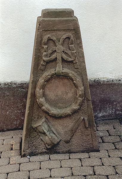 Vue d'ensemble du monument funéraire No 1.