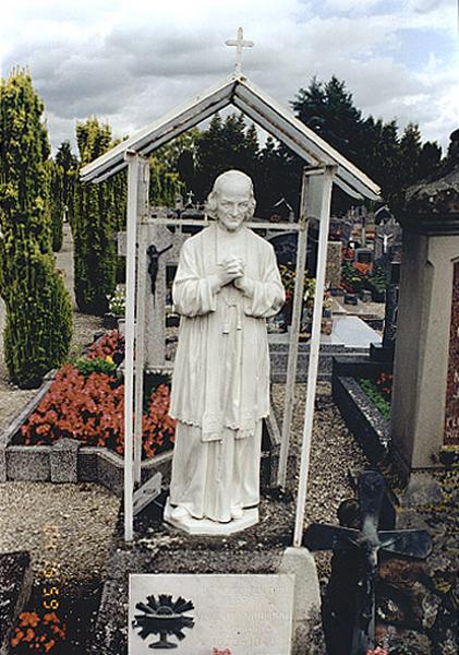 Vue d'ensemble du monument funéraire No 4.