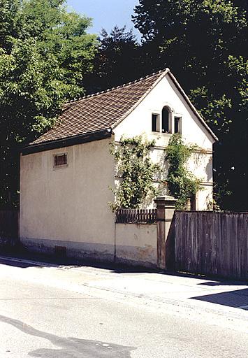 Vue de la remise, depuis le sud-ouest.