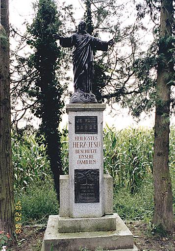 Vue d'ensemble de la statue D.