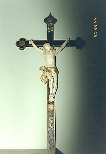 Croix de procession (No 1) : Christ en croix