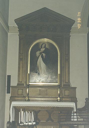 Vue d'ensemble de l'autel secondaire de la Vierge.