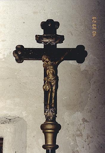 Croix de procession : Christ en croix