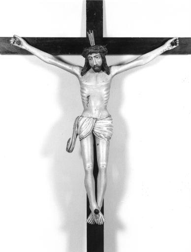 Croix : Christ en croix