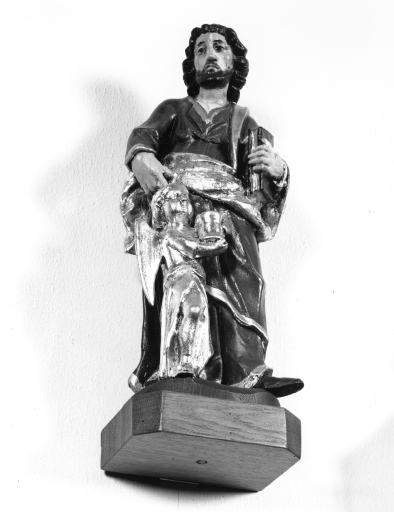 Statuette de saint Matthieu l'Evangéliste.