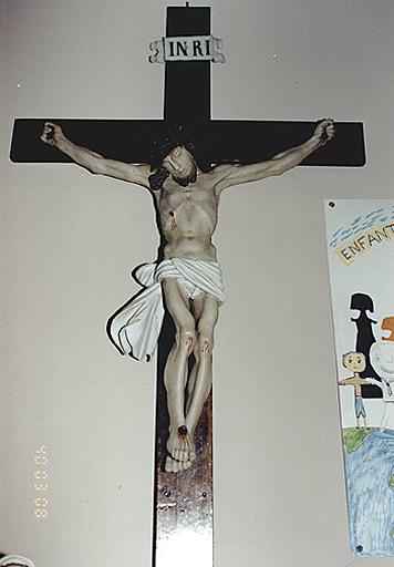 Croix : Christ en croix