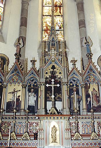 Détail du tabernacle et de l'exposition.