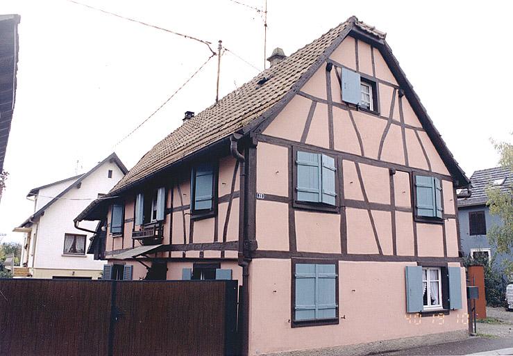 Vue d'ensemble du logis de la ferme No 23, rue de Rivoli.