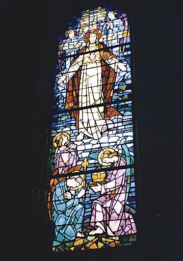 Vue d'ensemble de la verrière du Christ.