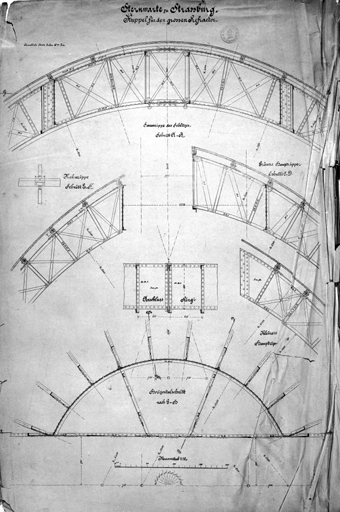 Planche montrant des détails du mécanisme d'ouverture de la coupole de la lunette équatoriale.