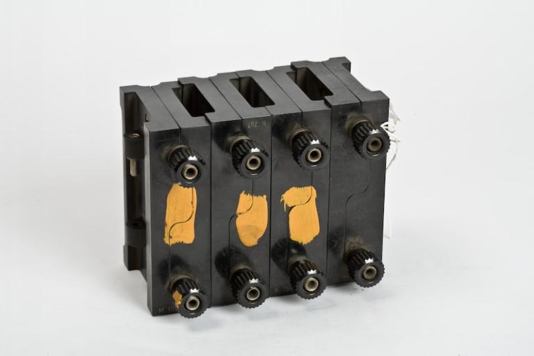 Instrument de mesure de forces électromotrices : résistance No 1