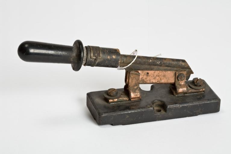 Instrument de préparation : interrupteur No 3