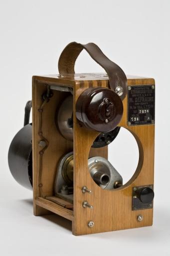 Instrument de mesure de vitesse : tachymètre stroboscopique Defraine