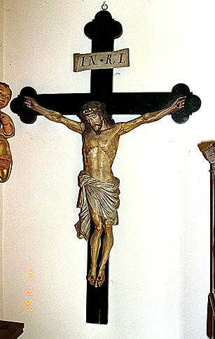 Croix : Christ en croix