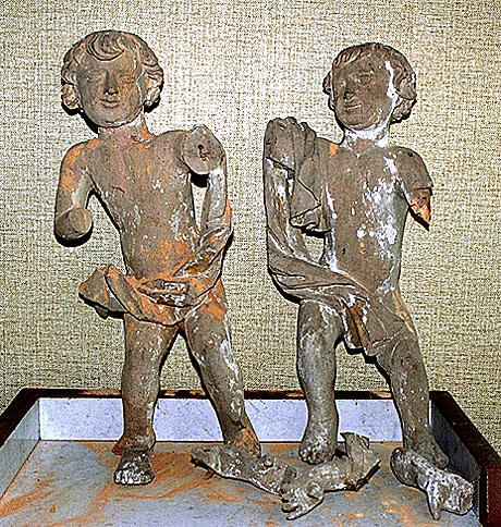 Deux statuettes : putti