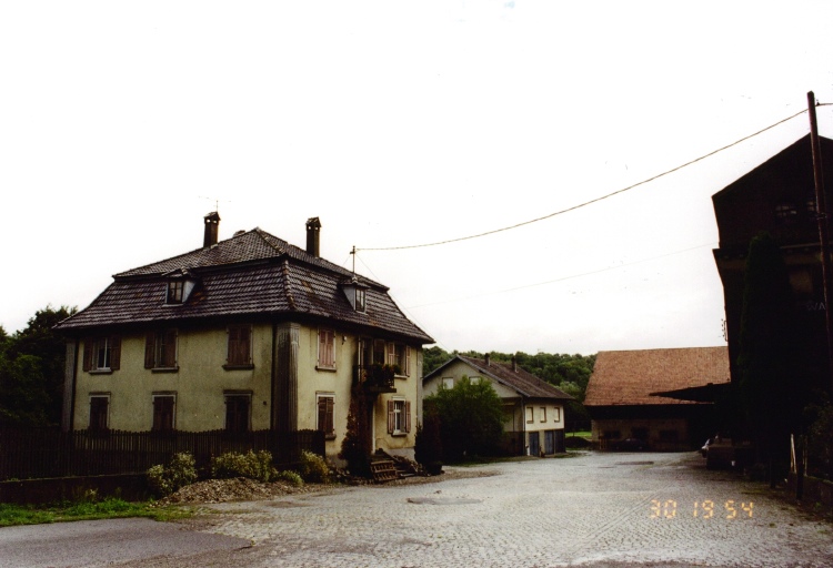 Vue d'ensemble du logis.