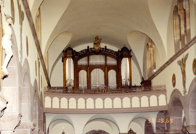 Orgue par Martin Rinckenbach (1927).