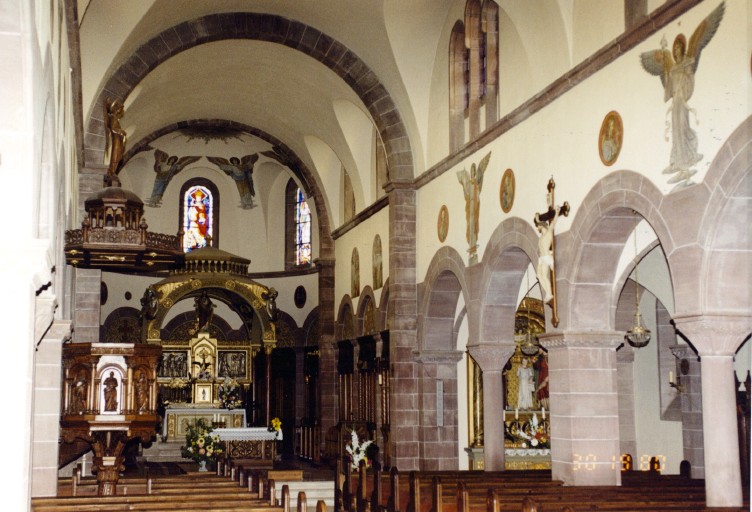 Vue intérieure de l'église.