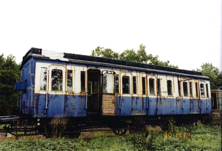 Vue d'ensemble. Voiture de voyageurs.