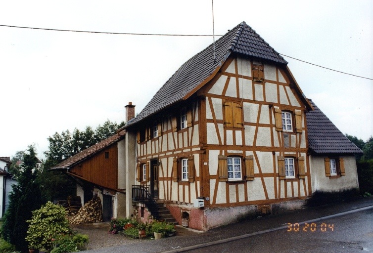 Vue de trois-quarts depuis le nord-est.