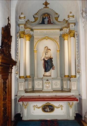 Autel secondaire de la Vierge.