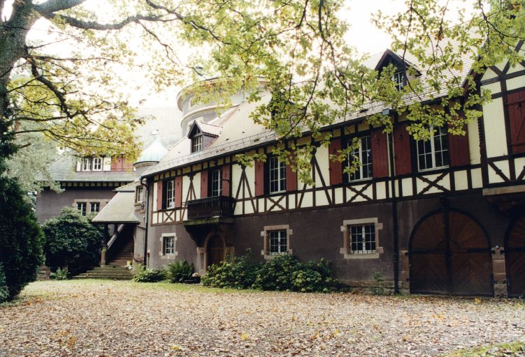 Aile ouest (façade nord), vers l'est.