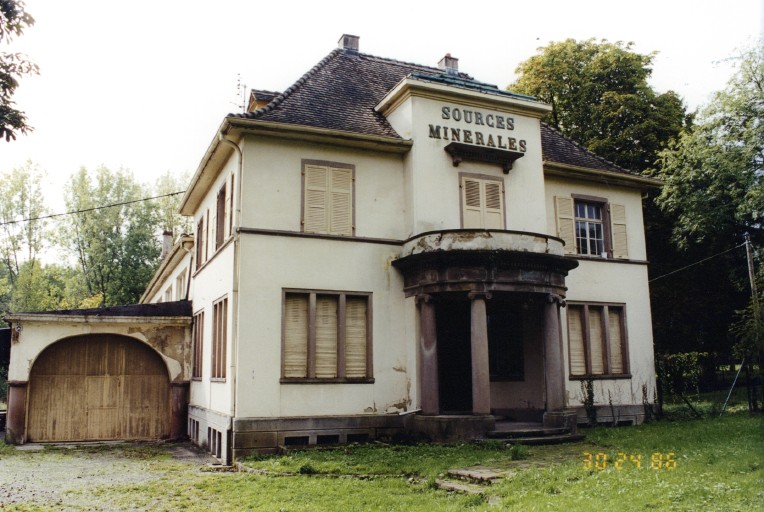 Usine de mise en bouteille des eaux minérales de Wattwiller