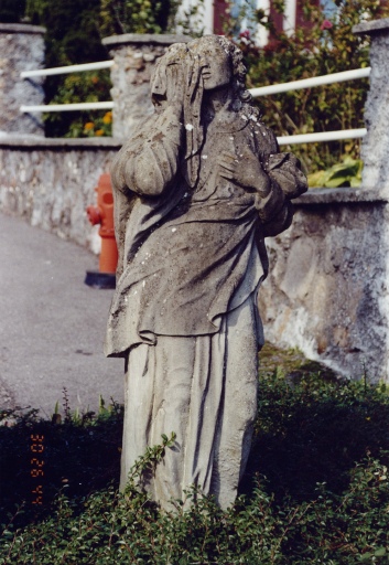 Statue de saint Jean.