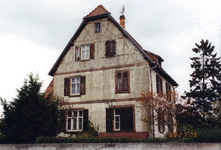 Maison d'ingénieur. Vue de trois-quarts depuis le sud-ouest.