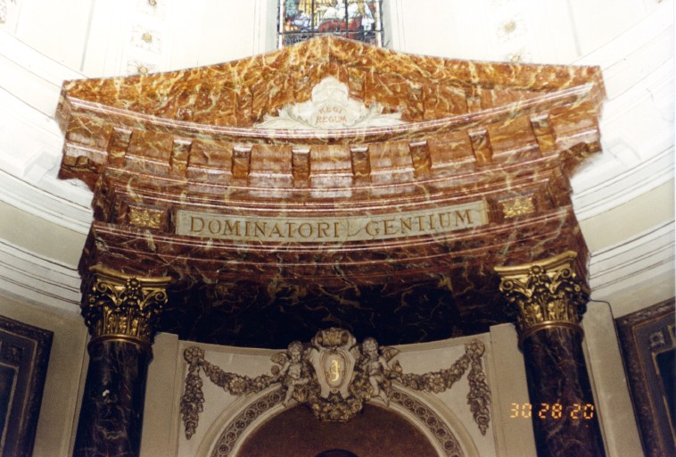 Détail du retable.