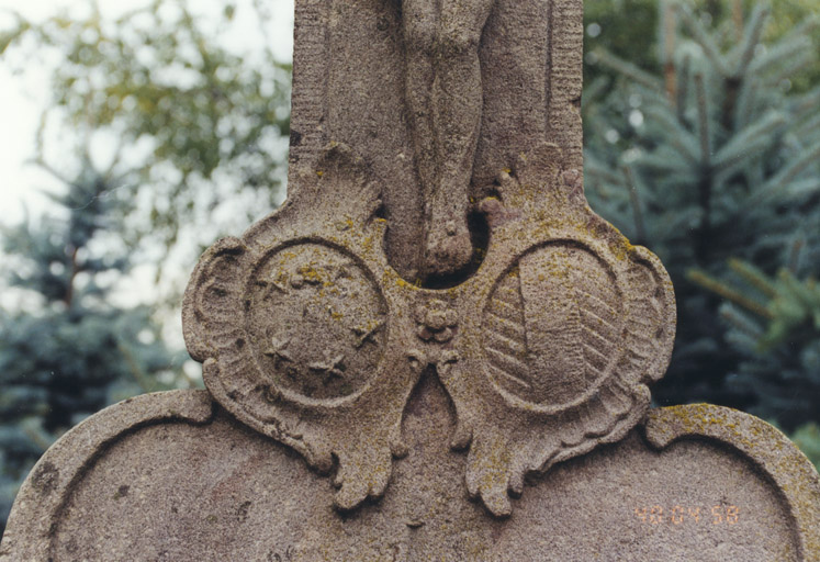 Détail des armoiries.