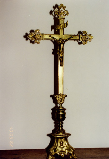 Croix d'autel.