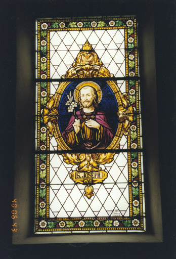 Verrière : saint Joseph.