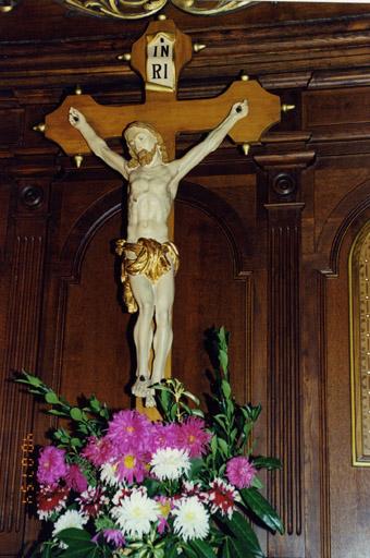 Croix de procession : Christ en croix