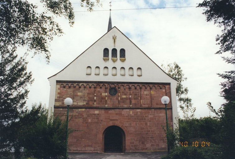 Vue d'ensemble de la façade ouest.