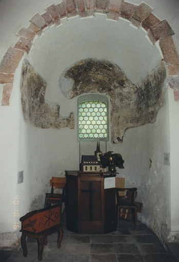 Vue intérieure de l'absidiole de la chapelle sud.