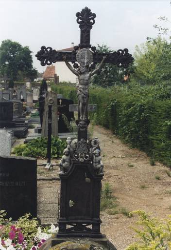 Croix funéraire de Claus Barbe, 2e moitié 19e siècle.