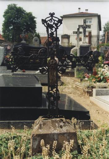 Croix funéraire, 2e moitié du 19e siècle.