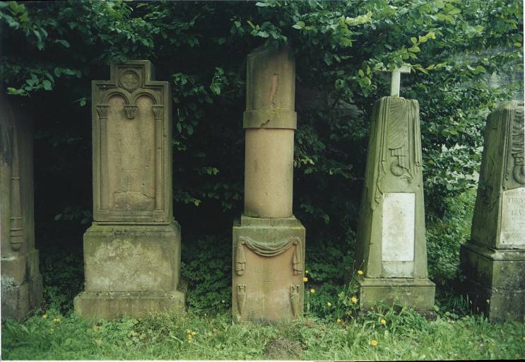 Tombeau de Franz Alex Knopfler, 3e quart 19e siècle, tombeau, 2e quart 19e siècle, tombeau de la famille Schilling-Boehler, 1892, par K.
