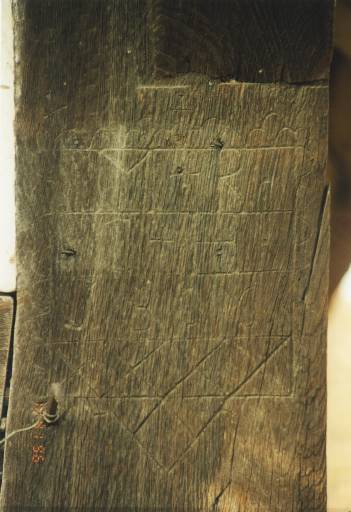 Logis : détail du poteau cornier.