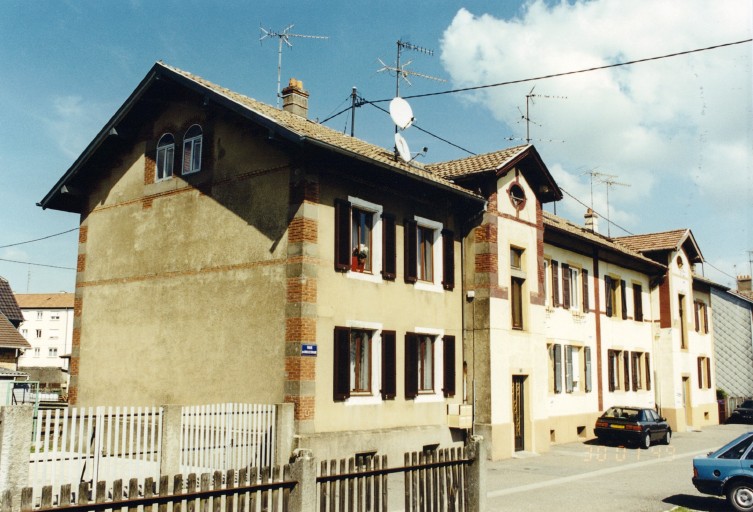 Vue d'ensemble de l'immeuble.