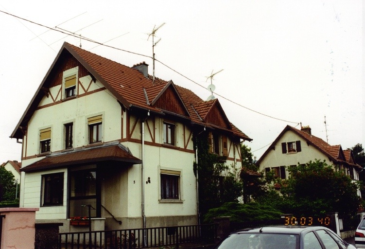 Ensemble de 2 maisons accolées.