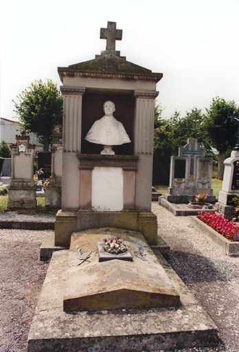 Monument sépulcral de Mgr Sébastien Herscher, par Charles Geiss.